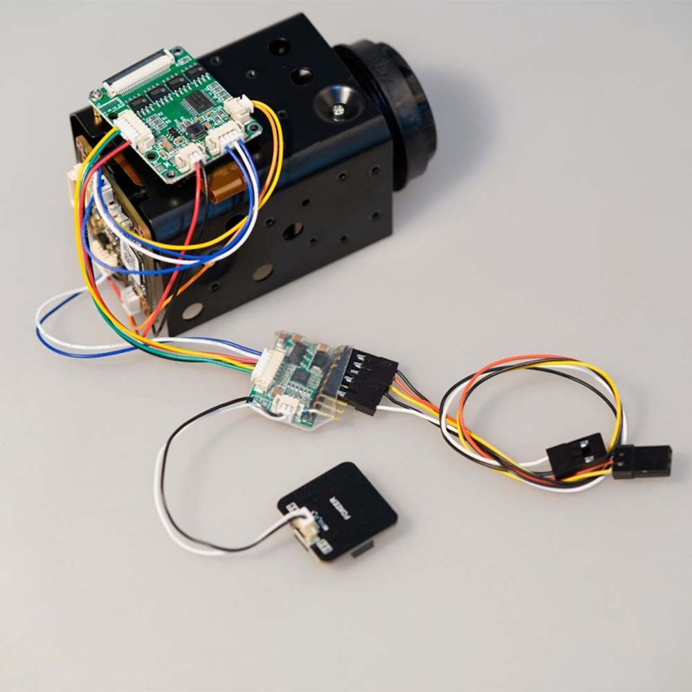 Камера для FPV дрона Foxeer 30x Zoom 700TVL CMOS з 30-кратним зумом та PWM-керуванням — изображение 3