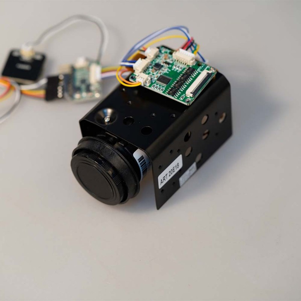 Камера для FPV дрона Foxeer 30x Zoom 700TVL CMOS з 30-кратним зумом та PWM-керуванням — изображение 5